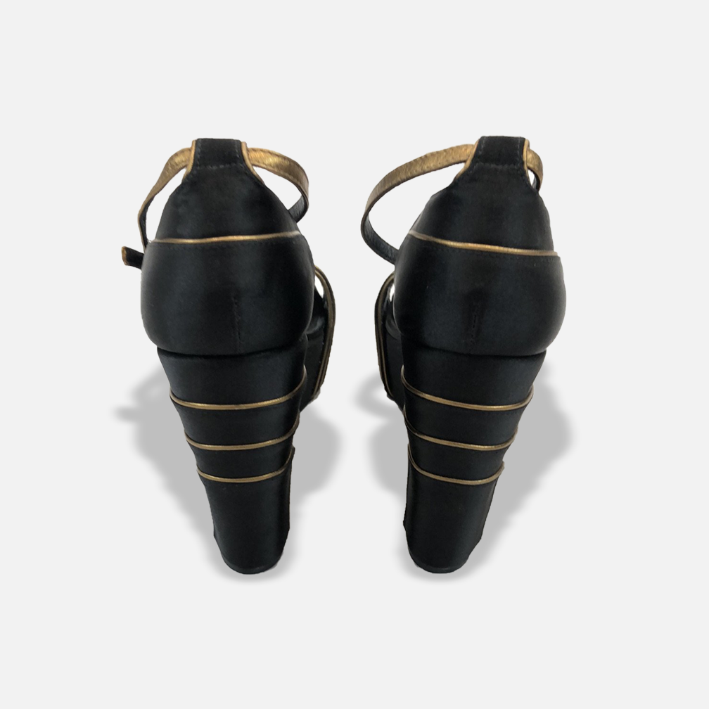 Tory Burch Black & Gold Wedges - 9 US – The Era NYC