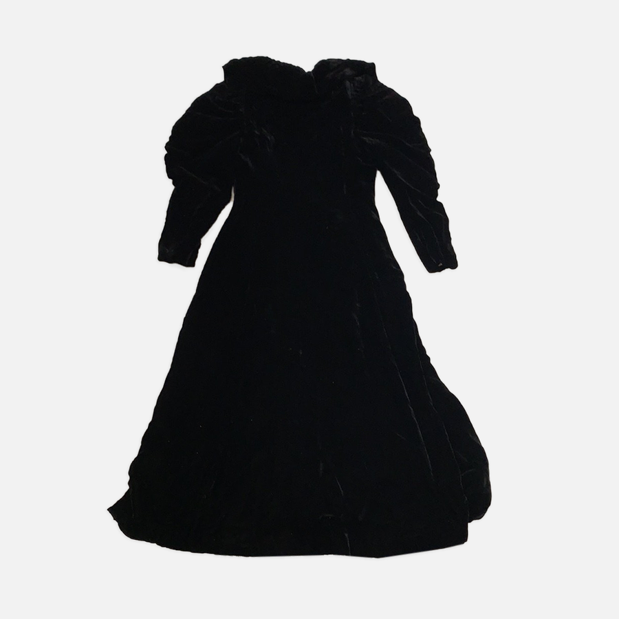 Vintage 1940s black gown