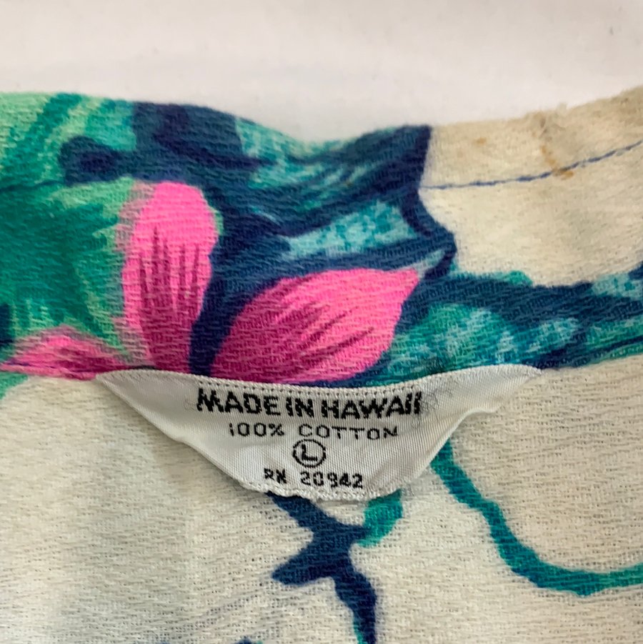 Vintage Made in Hawaii button up short sleeve