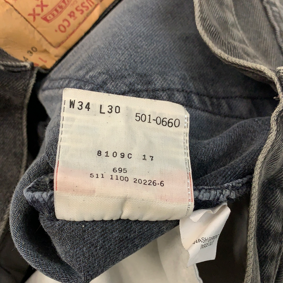 Vintage Levi’s 501 Grey Denim Jeans - W34 - The Era NYC