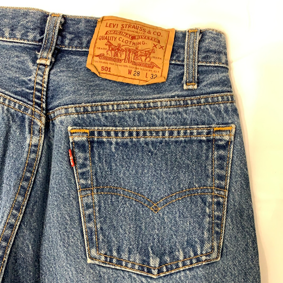 Vintage Levi’s 501 Blue Button Fly Denim Jeans - W28 - The Era NYC