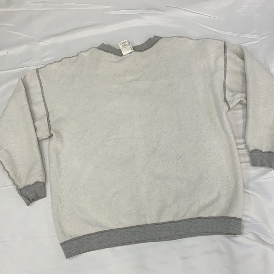 Vintage Mickey Mouse New Year 2003 Grey Crewneck Sweater - XL