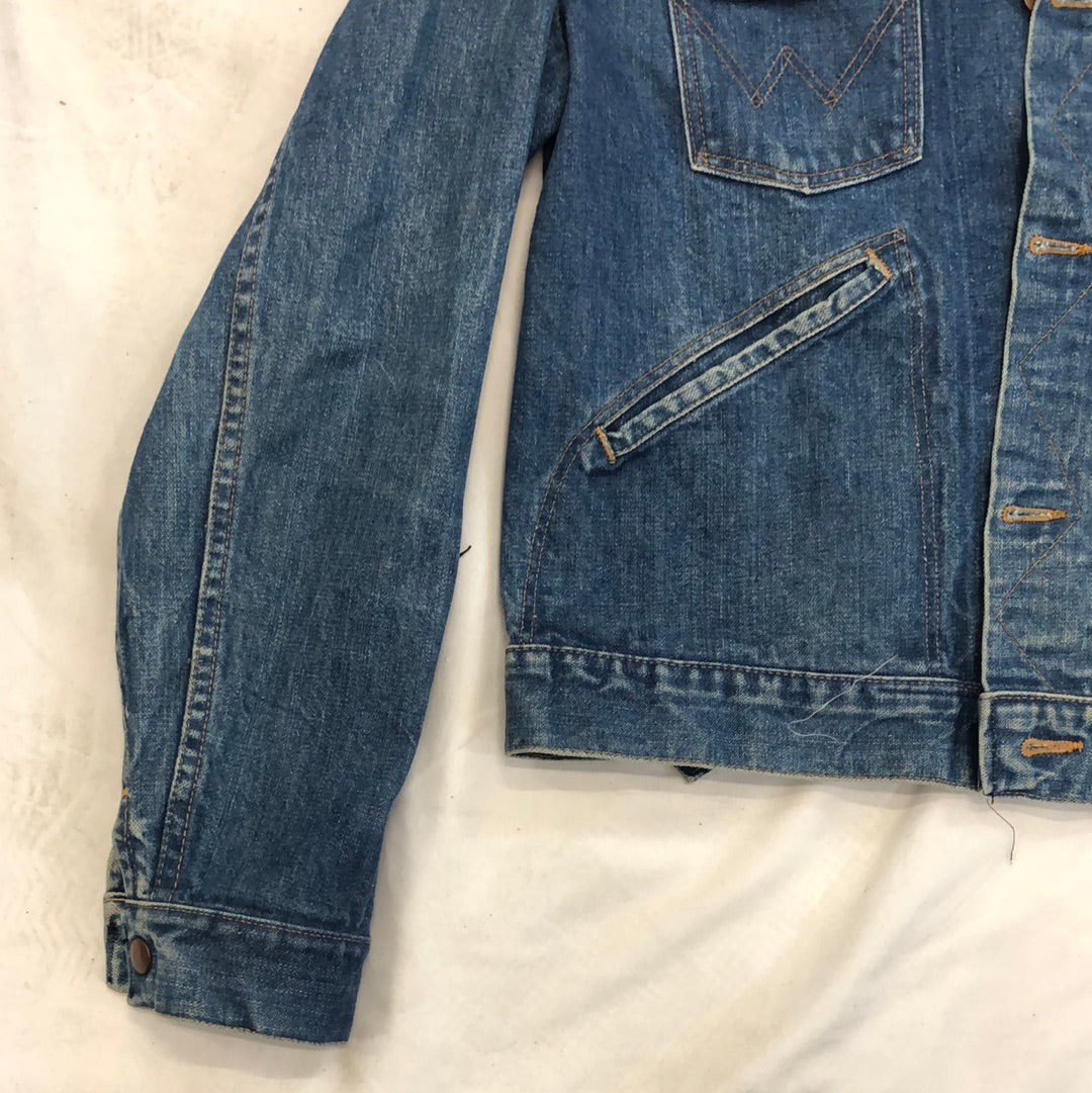Vintage Wrangler denim jacket, size M, men's cotton blue type Vintage Second Hand