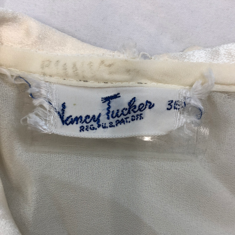 Vintage Nancy Tucker Women’s Button Up