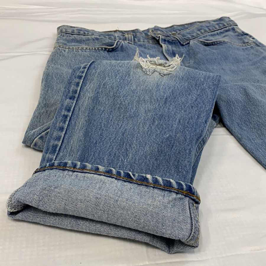 Vintage Levi’s Denim Jeans 519 - 33in