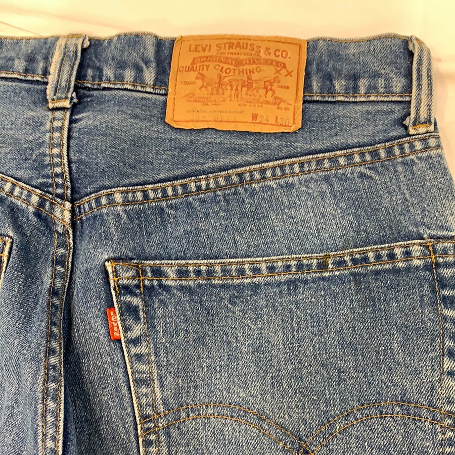 Vintage Levi’s 505 Blue Denim Jeans - W34 - The Era NYC