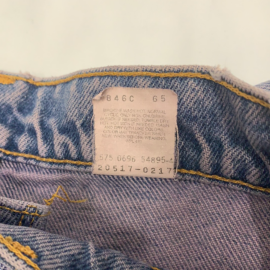 Levi's 1980 Vintage Purple Wash Distressed Jeans - W31 - The Era NYC